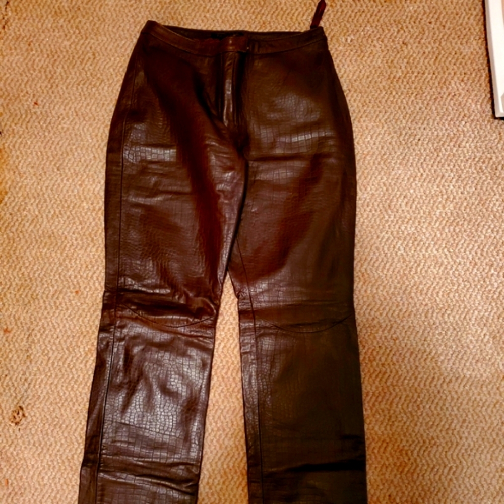 Express Pebble Espresso/brown leather pants.